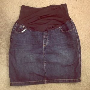 Maternity mini jeans skirt
